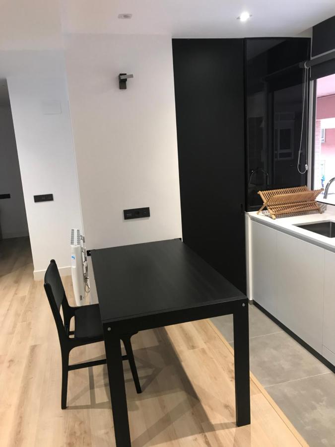 Small Lux Beachcity Close To The River,Metro And Parking Bilbao Exteriör bild
